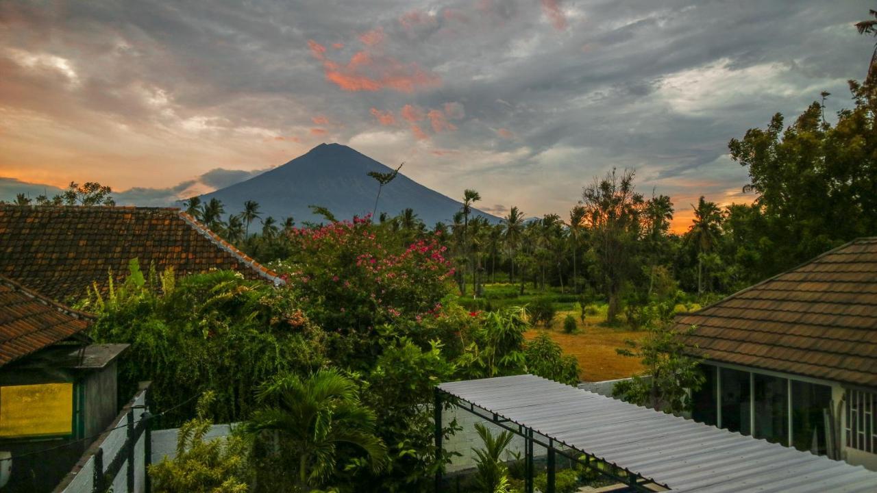Bali Amed Feel Home Villa Exterior photo